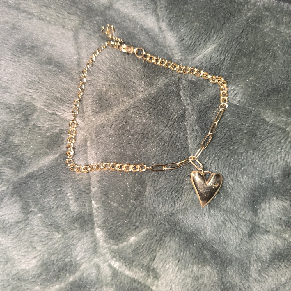 Gold Heart Charm Bracelet